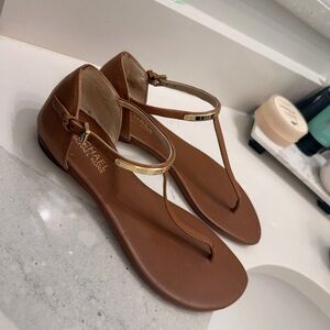 Michael Kors Women's Tan and Gold Sandals